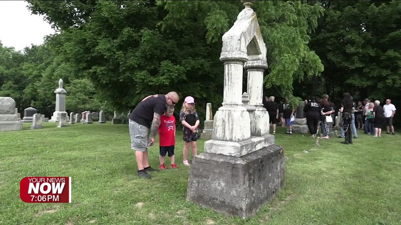 Dozens of hearses turn heads in Lima as "Hearsemania" weekend rolls in